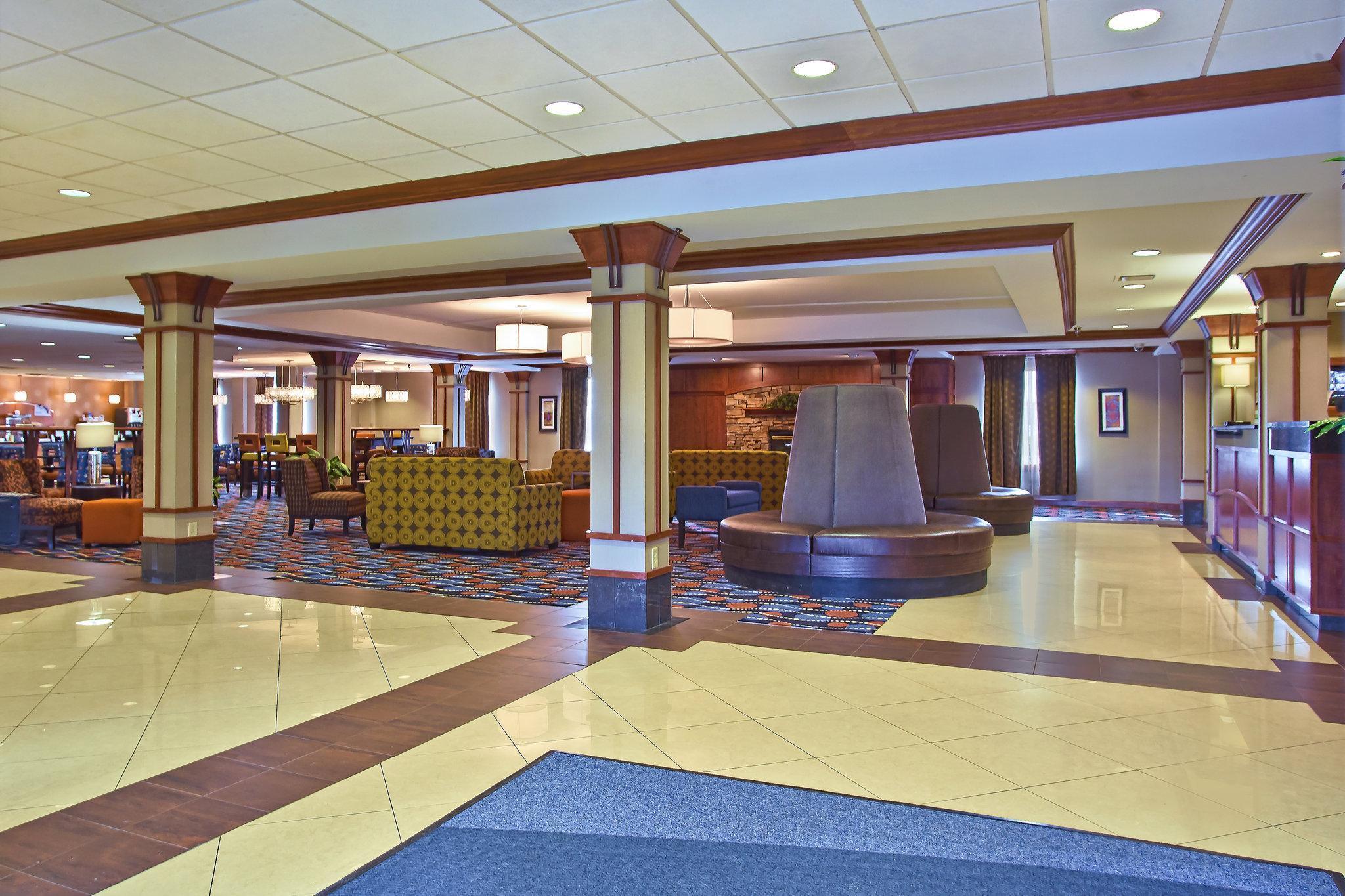 Express And Pittsburgh By Ihg Hotel West Mifflin